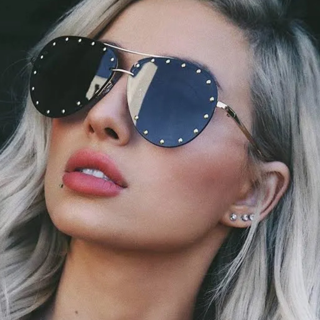 Mirrored Aviator Sunglasses With Case
